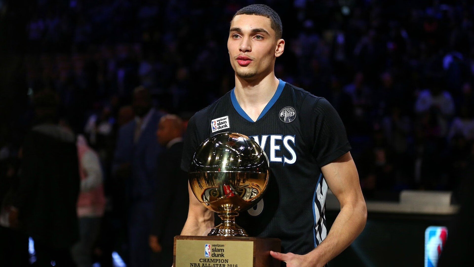 德罗巴关键节点赛况扑朔迷离,勇士带队取胜!